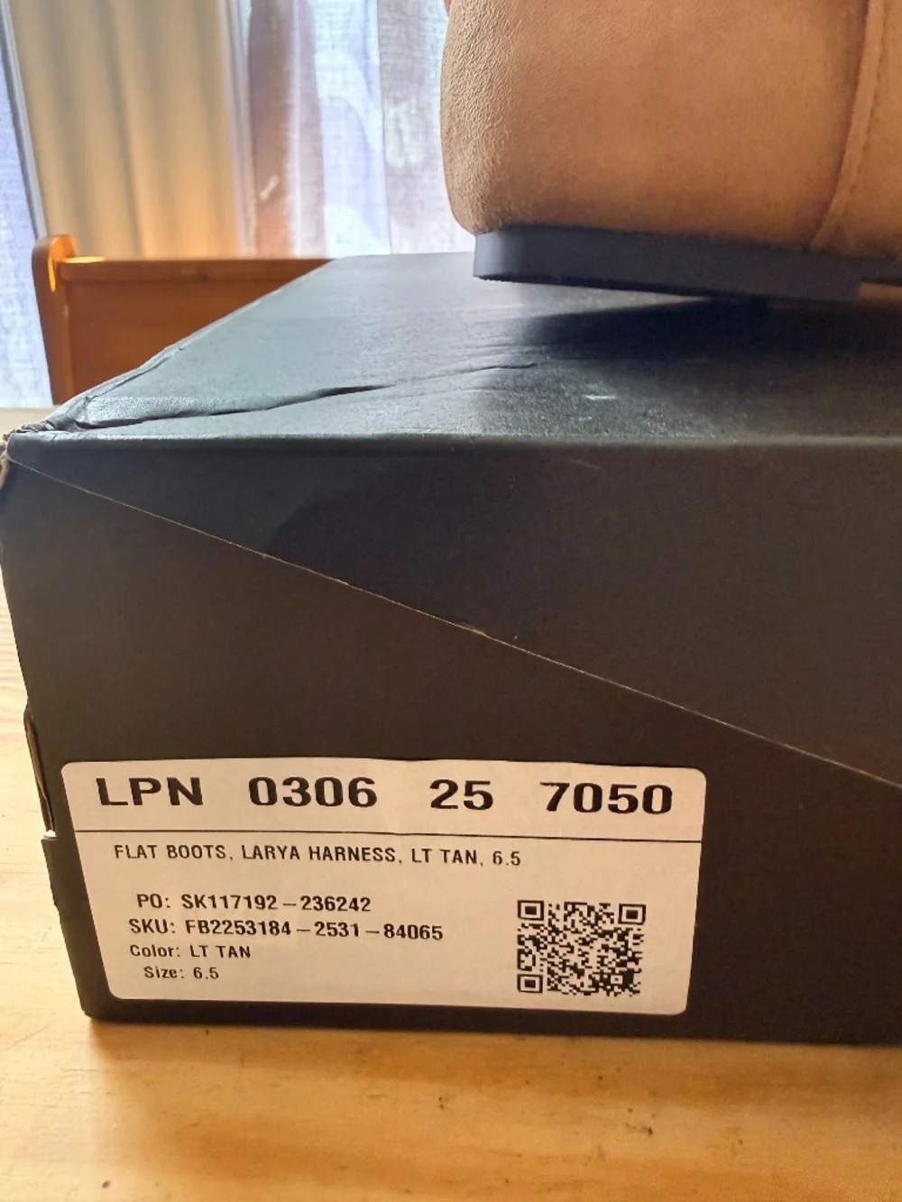 Flat boots 6.5